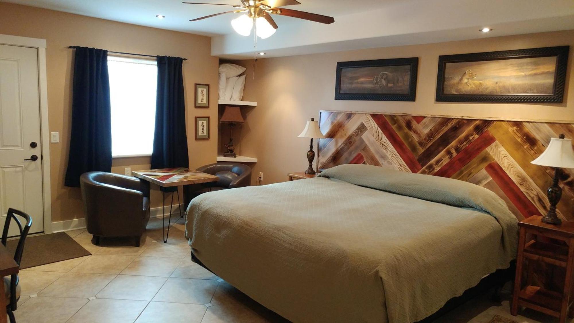 ליונס הד Lionheart Guest House מראה חיצוני תמונה