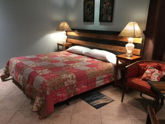 ליונס הד Lionheart Guest House מראה חיצוני תמונה